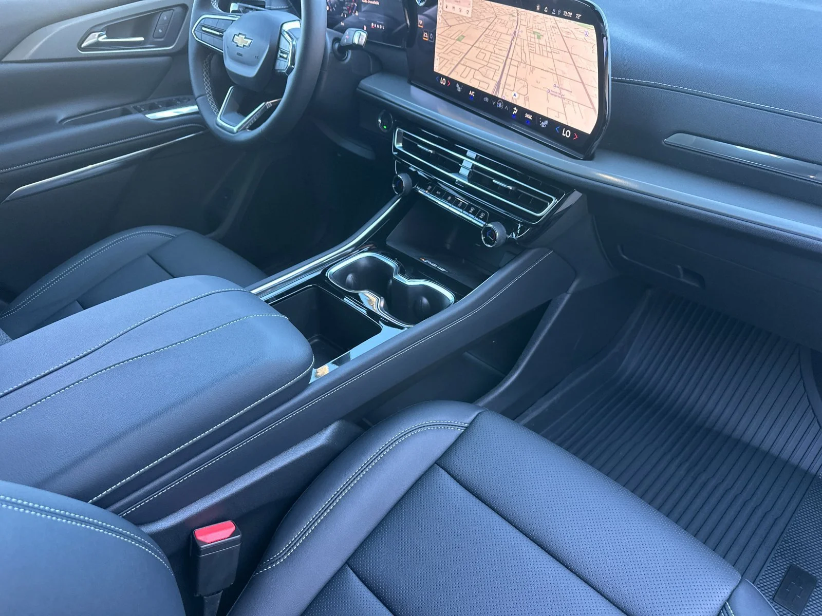 New 2027 Sterling Gray Metallic Chevrolet LT image 16