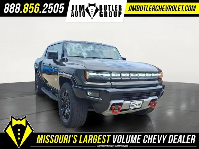 Certified Used 2025 Blue GMC 2X image 25