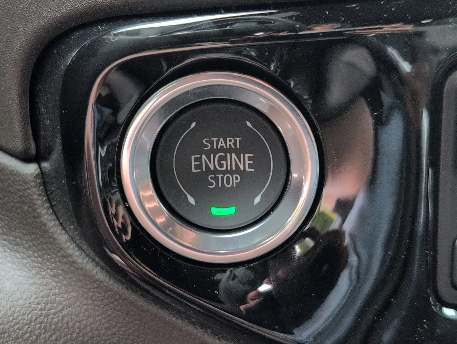 New 2026 Summit White GMC SLT image 22