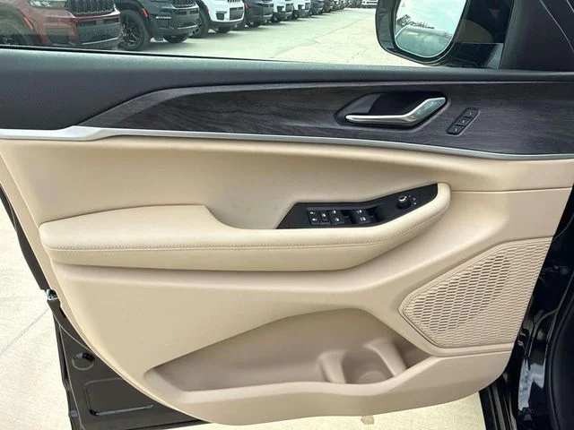 New 2025 Black Jeep Limited image 11
