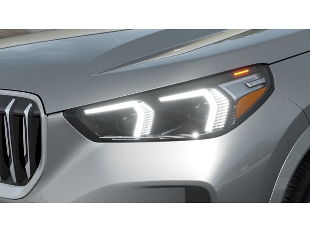 New 2026 Space Silver Metallic BMW xDrive28i image 6
