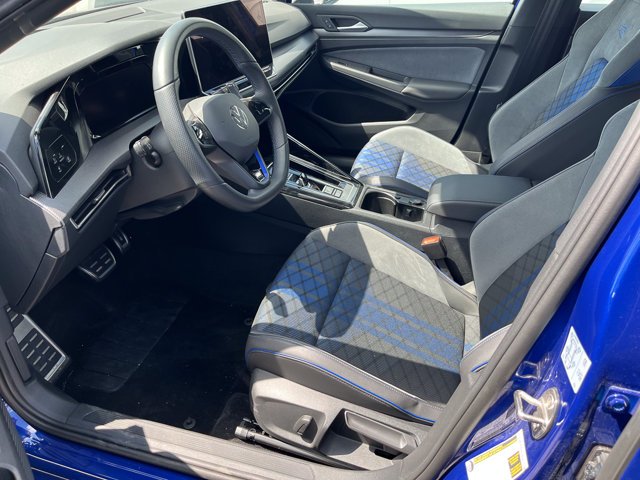 Certified Used 2025 Lapiz Blue Metallic Volkswagen  image 5