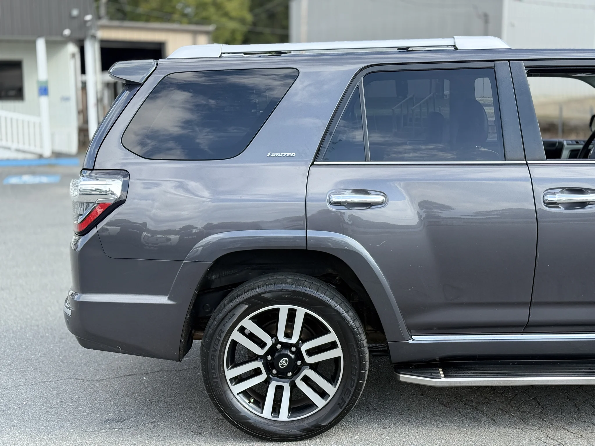 Used 2018 Magnetic Gray Metallic Toyota Limited image 11