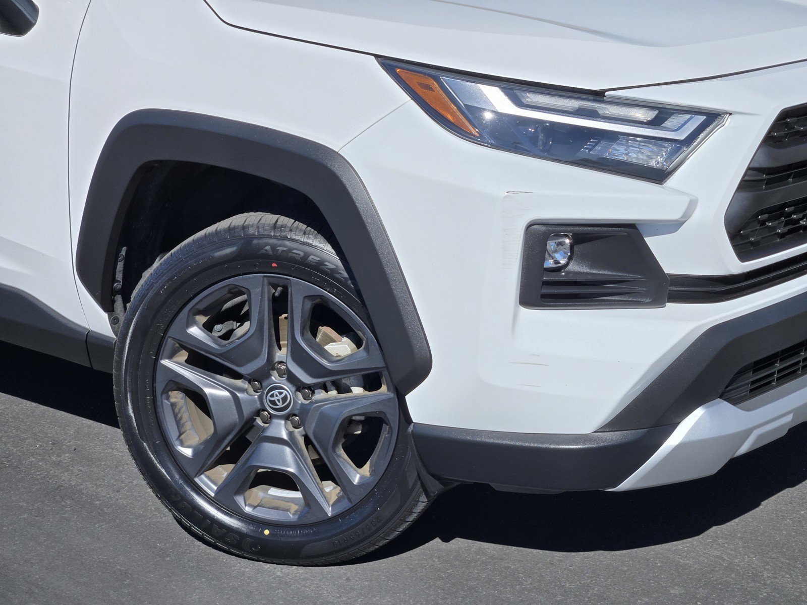 Used 2022 White Toyota Adventure image 11