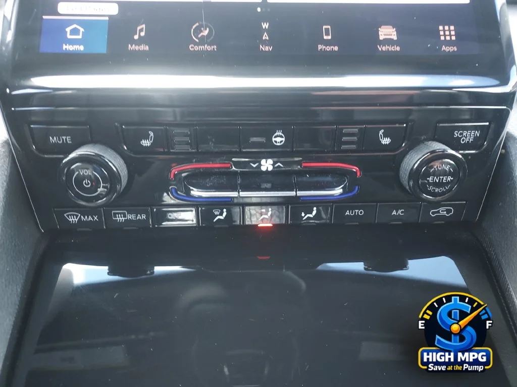 Used 2024 White Jeep 4xe image 21