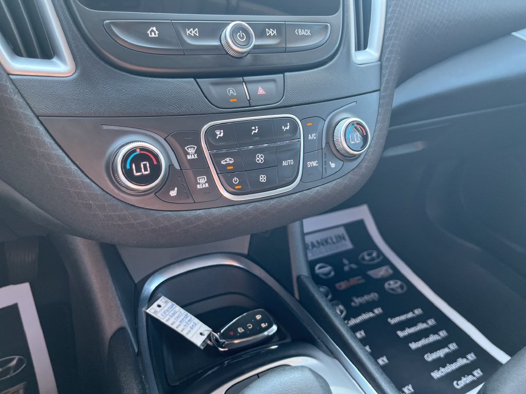 Used 2025 Gray Chevrolet LT image 19