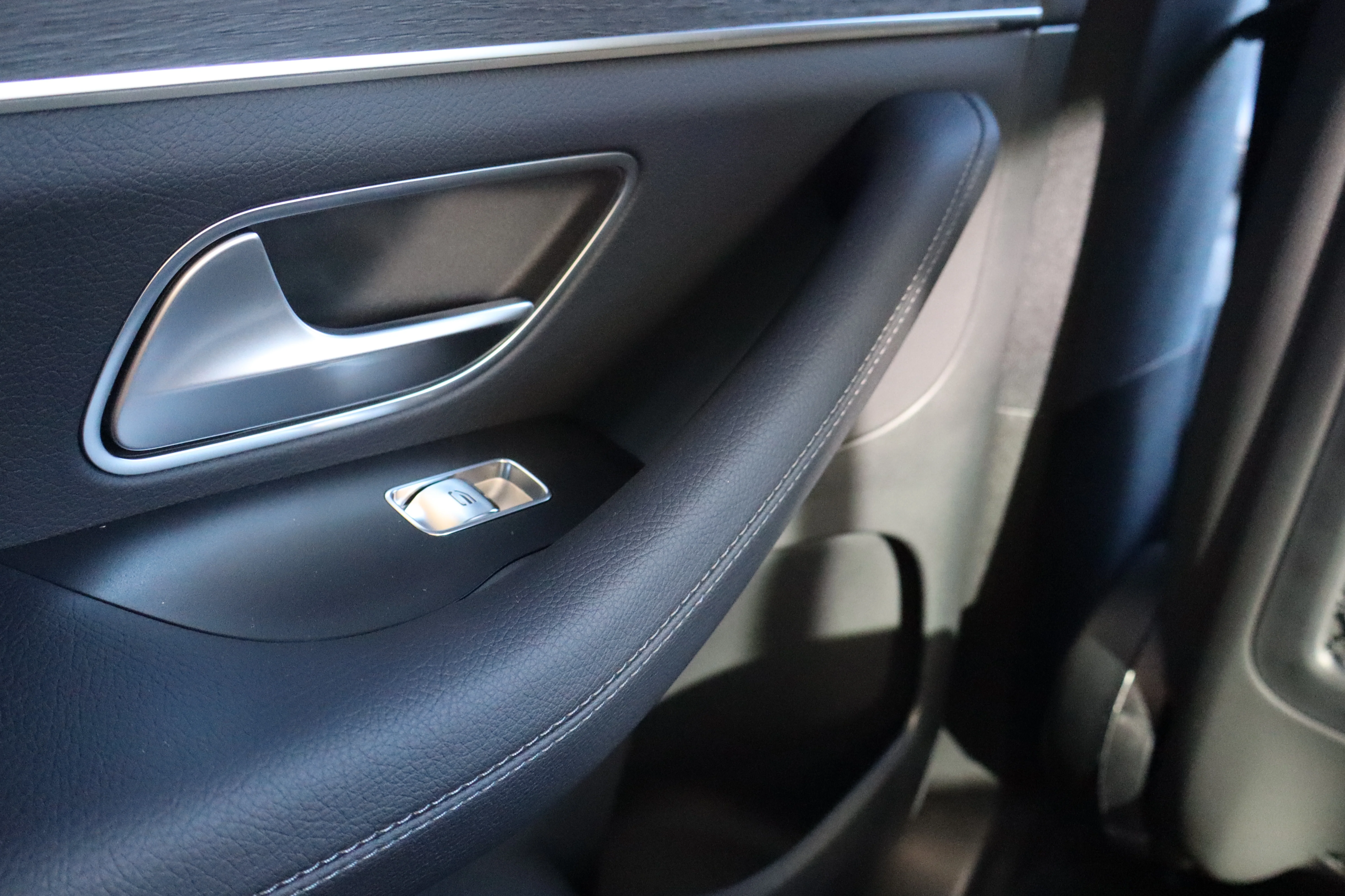 New 2026 Grey Mercedes-Benz Gle 350 4matic Suv image 27