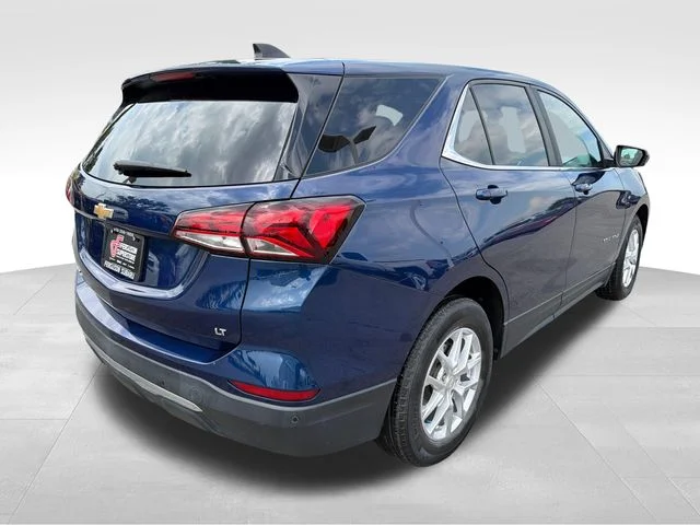 Used 2022 Blue Chevrolet LT image 7