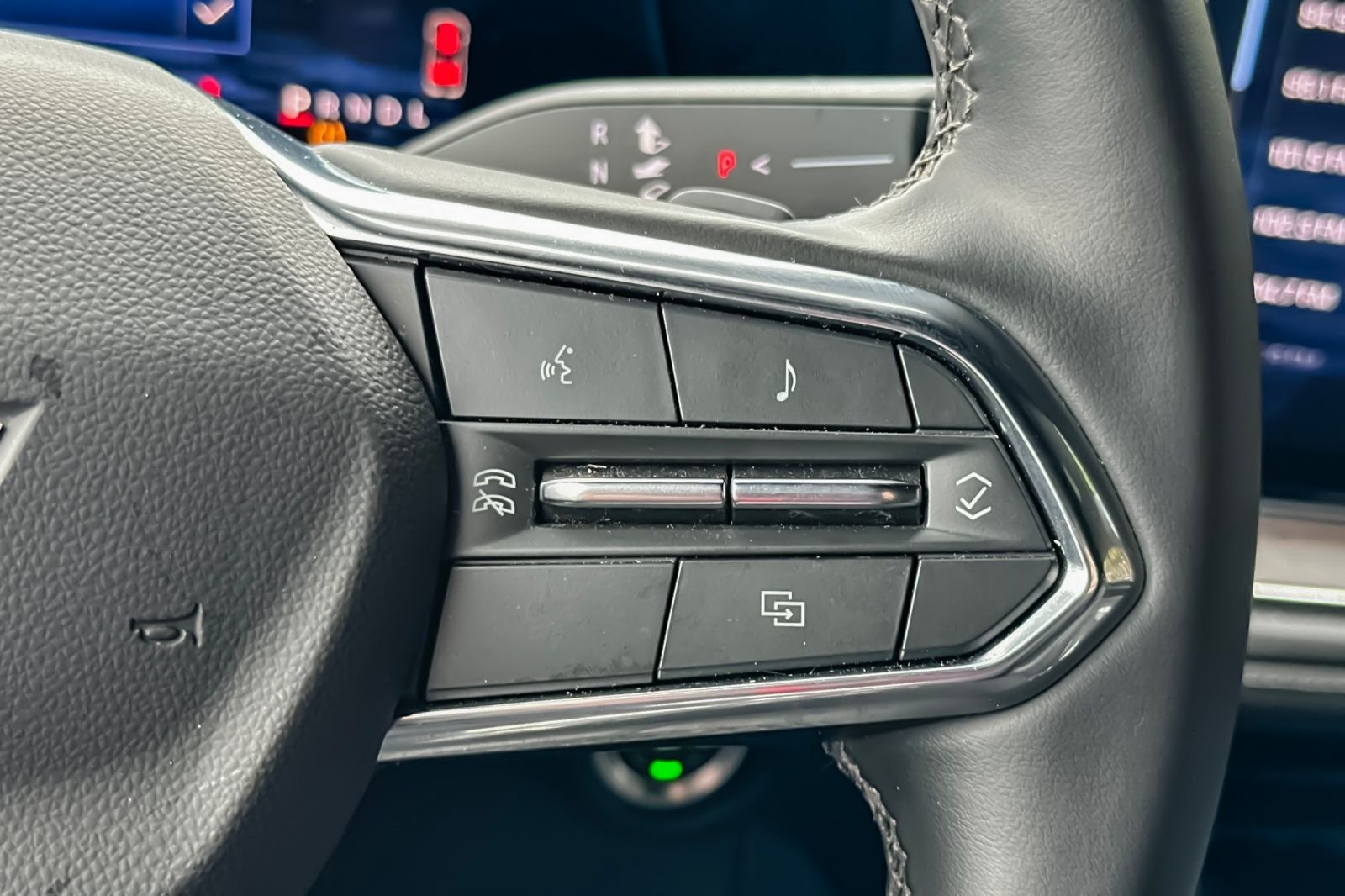 Used 2025 Gray Chevrolet LS image 29