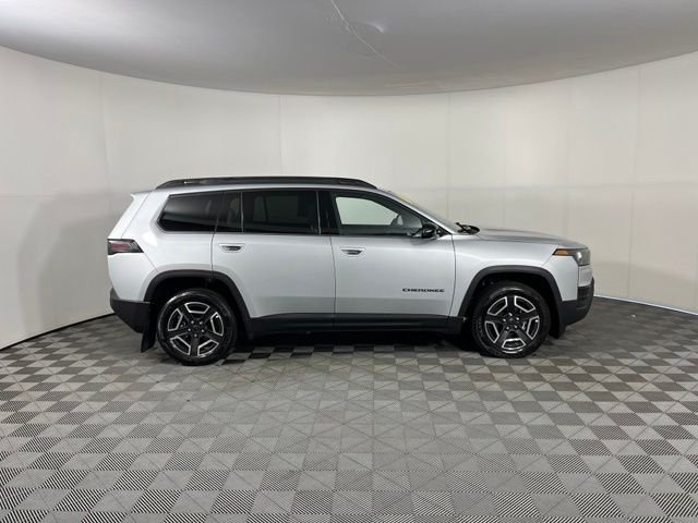 Used 2026 Silver Jeep Laredo image 8