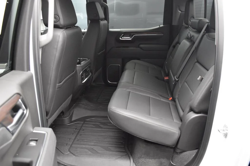 New 2026 Glacier White Tricoat GMC SLT image 23