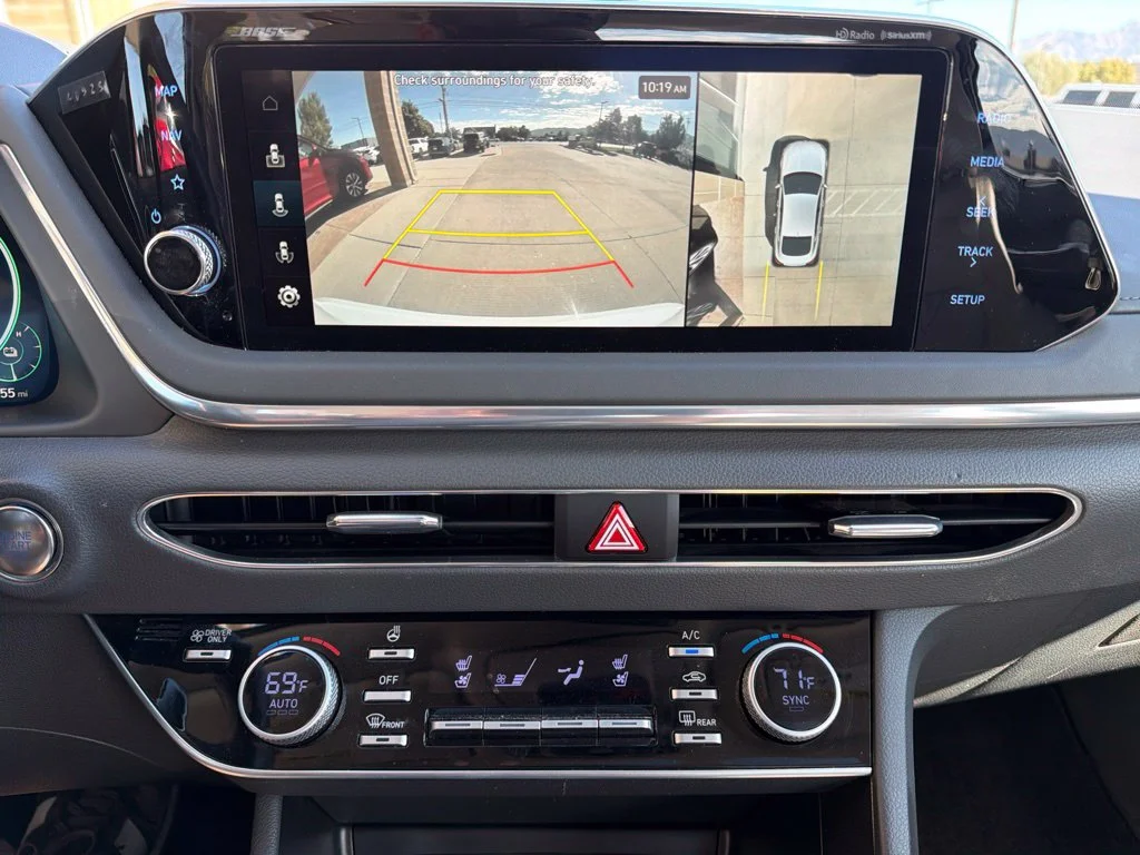 Used 2023 White Hyundai Limited image 14