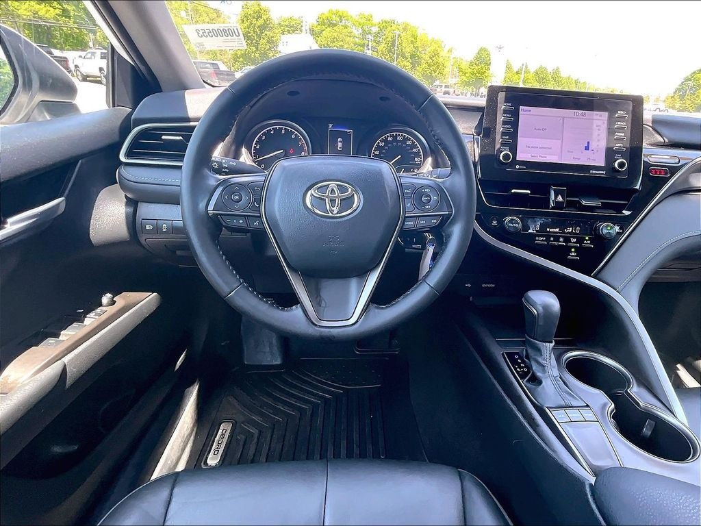 Used 2024 White Toyota SE image 17