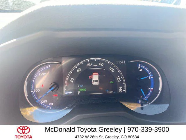 Certified Used 2025 SILVER SKY METALLIC Toyota  image 15