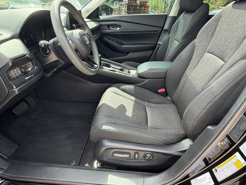 2023 Honda Accord EX - Photo 8