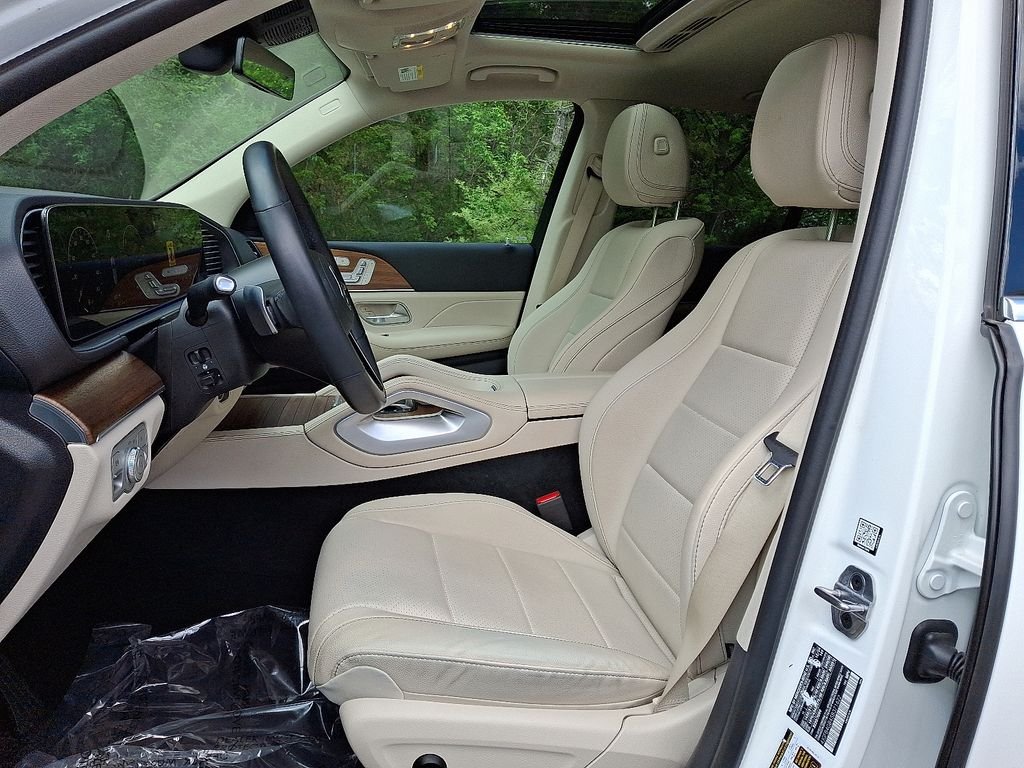 Certified Used 2025 Polar White Mercedes-Benz GLE 450e image 13