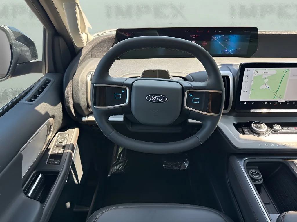 Used 2025 Black Ford Active image 27