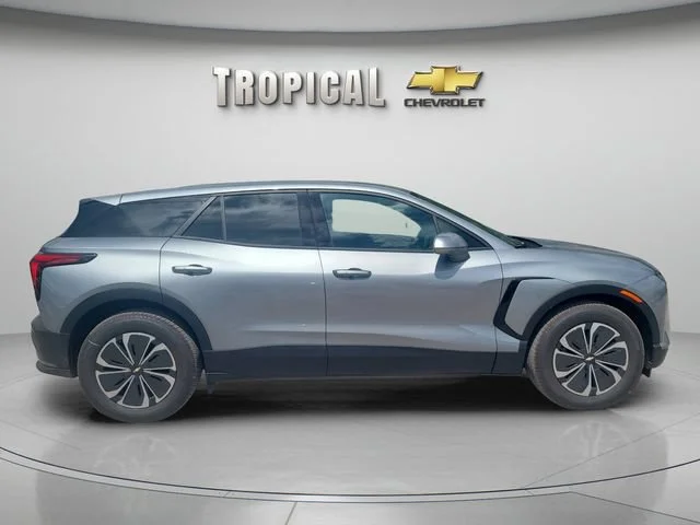 New 2025 Sterling Gray Metallic Chevrolet LT image 6