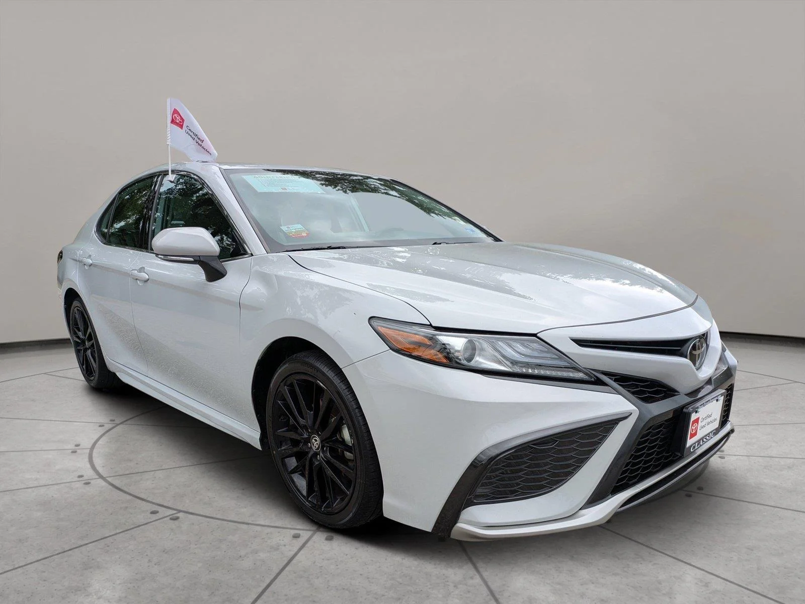 Certified Used 2024  Toyota XSE image 1