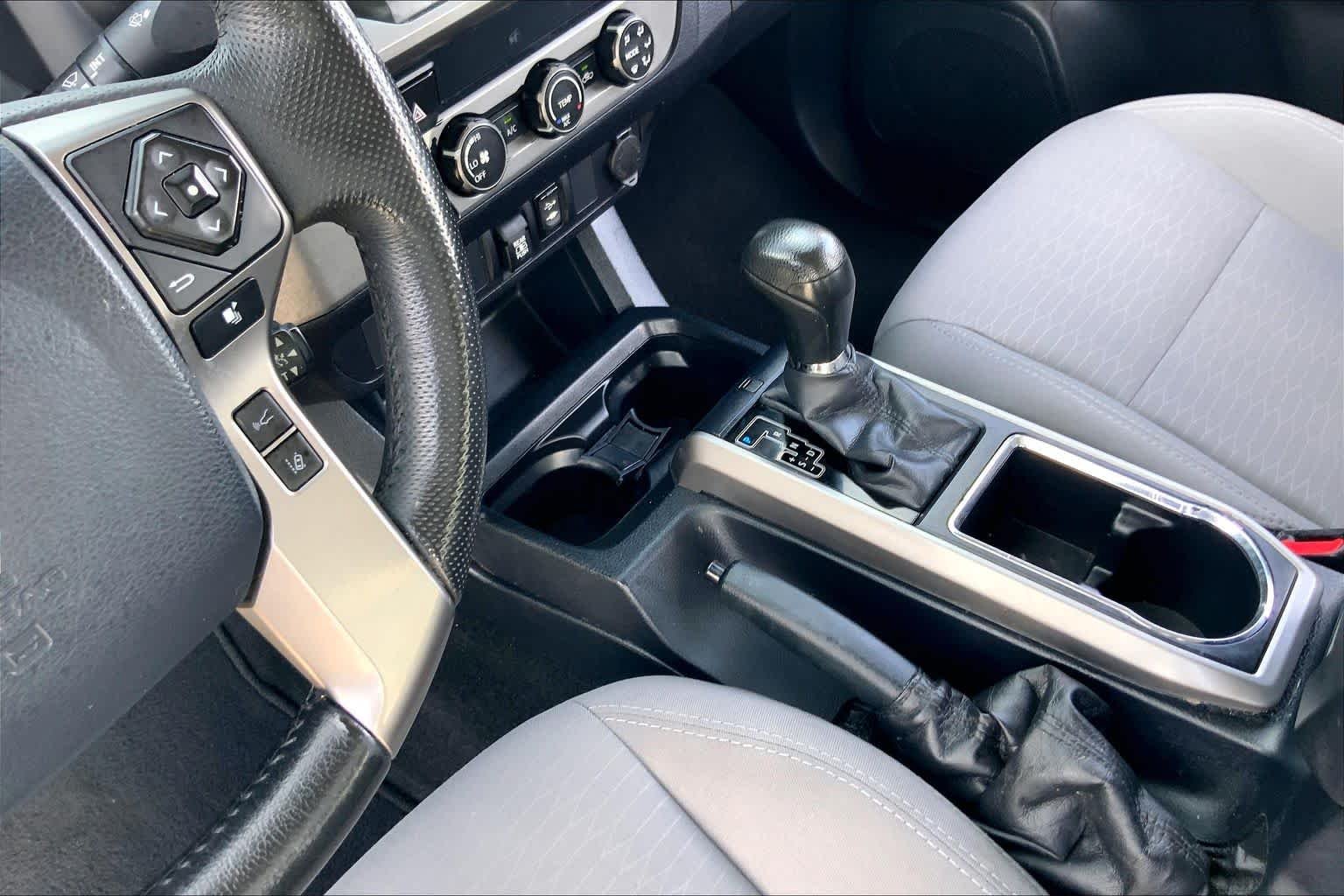 Used 2019 Silver Sky Metallic Toyota SR5 image 15