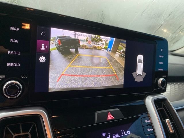 Used 2022 Black Kia S image 27