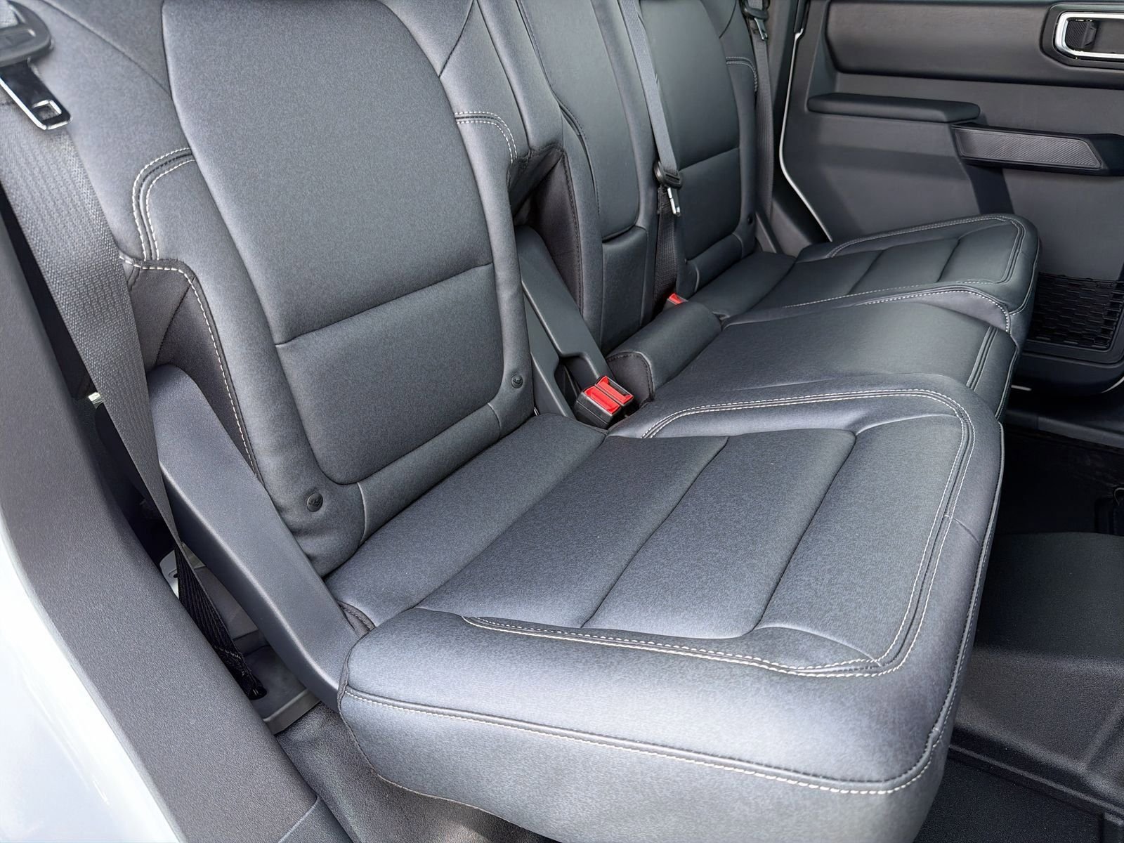 New 2025 Oxford White Ford Badlands® image 22