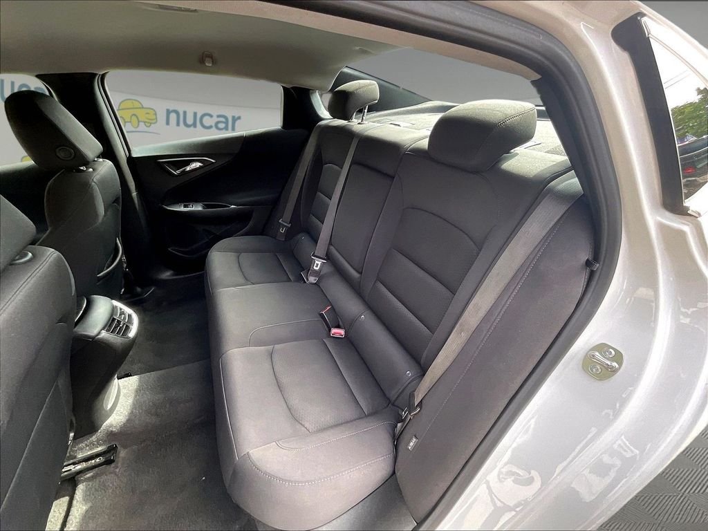Used 2024 White Chevrolet LT image 25