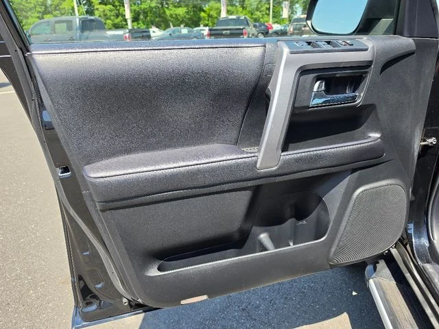 2022 Toyota 4Runner SR5 Premium - Photo 19