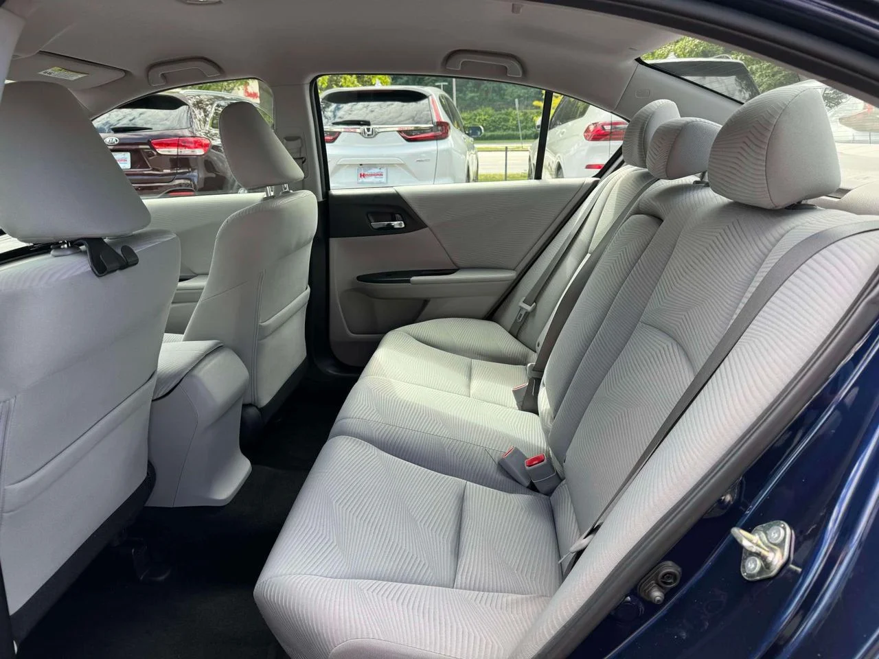 Used 2017 Deep Blue Opal Metallic Honda LX image 15
