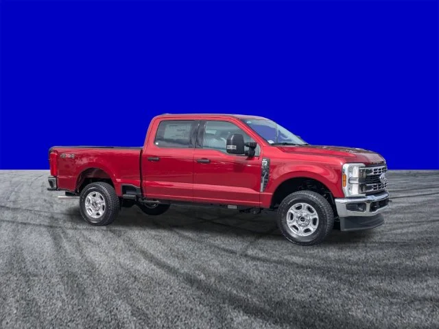 New 2027 Ruby Red Metallic Tinted Clearcoat Ford F-250® XLT image 2