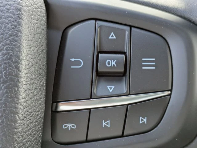 New 2026 Carbonized Gray Metallic Ford XLT image 25