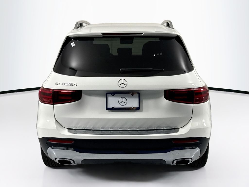 Certified Used 2026 Polar White Mercedes-Benz GLB 250 image 6