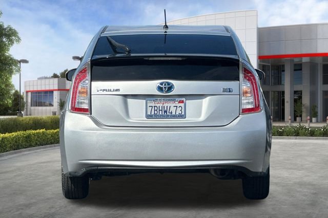 Used 2013 Silver Toyota Two image 5