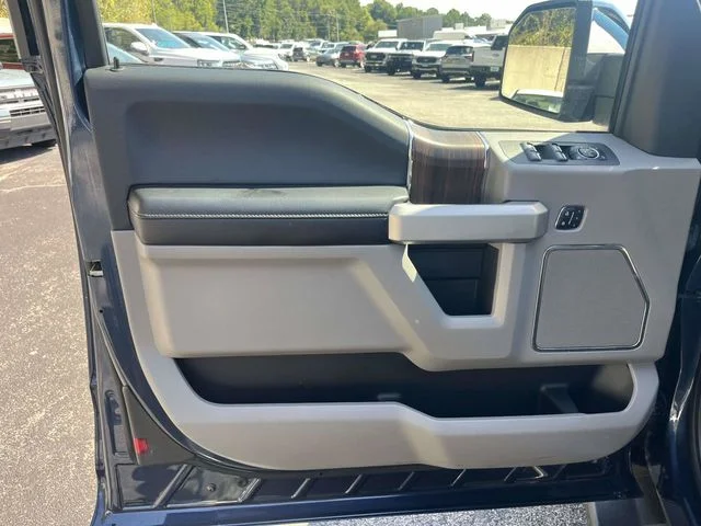Used 2016 Blue Jeans Metallic Ford Lariat image 19