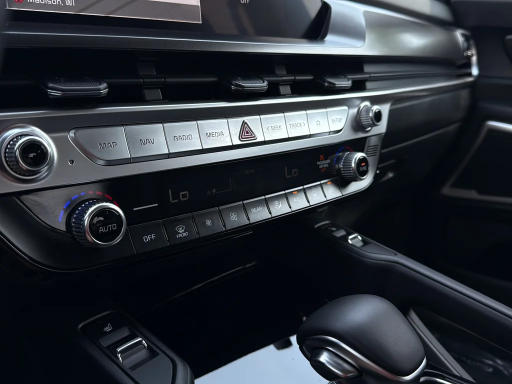 Certified Used 2023 Dark Moss Kia S image 19