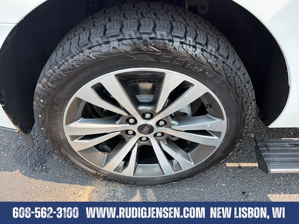 Used 2021 White Ford Limited image 27