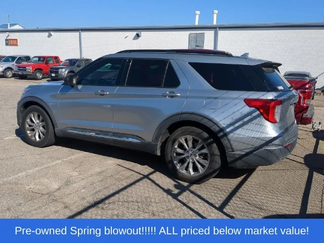 Used 2020 Silver Ford XLT image 3
