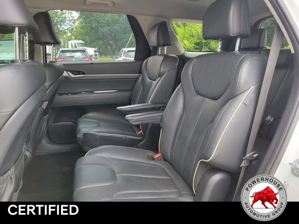 Used 2023 White Hyundai SEL image 15