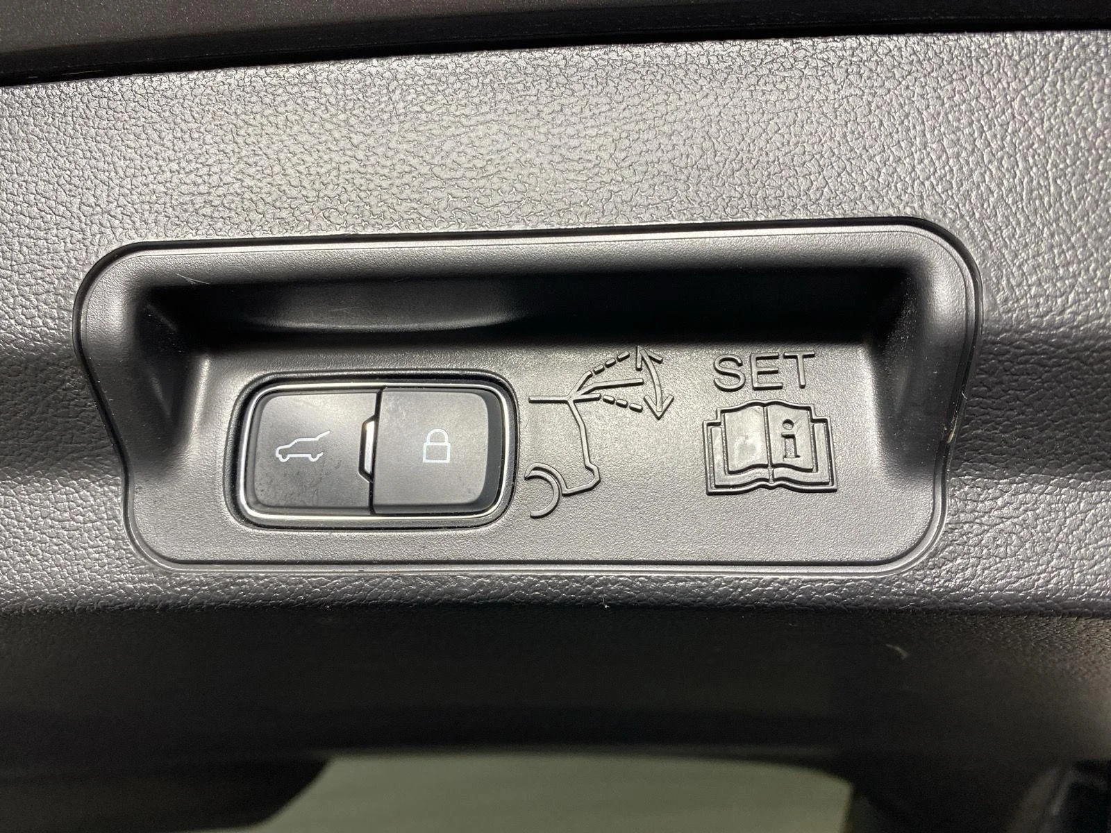 Used 2023 Carbonized Gray Ford XLT image 28