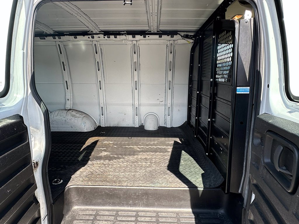 Used 2019 White GMC Work Van image 20