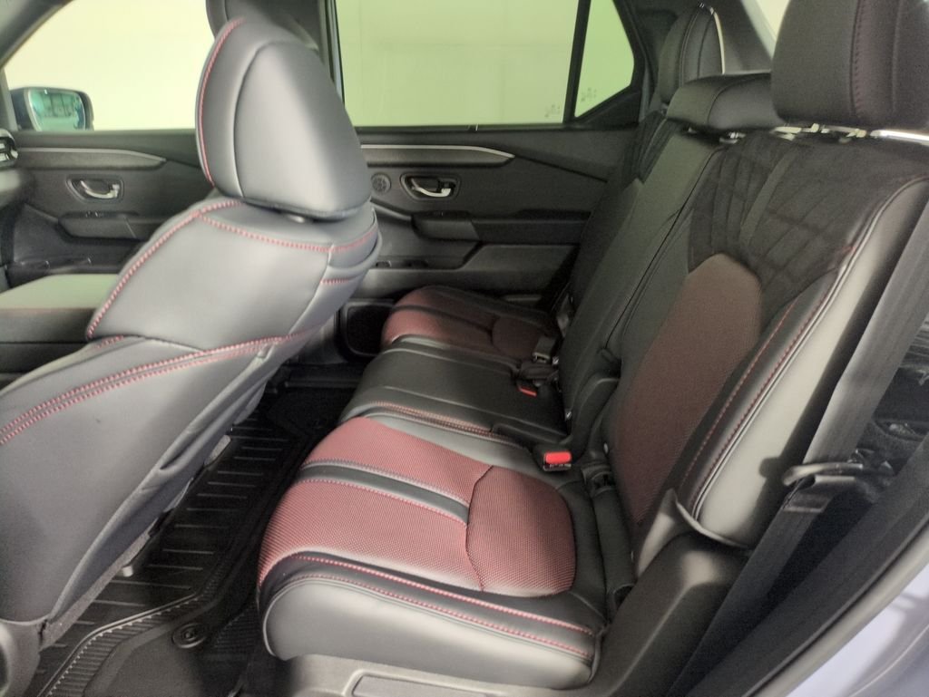New 2026 Sonic Gray Pearl Honda Black Edition image 24
