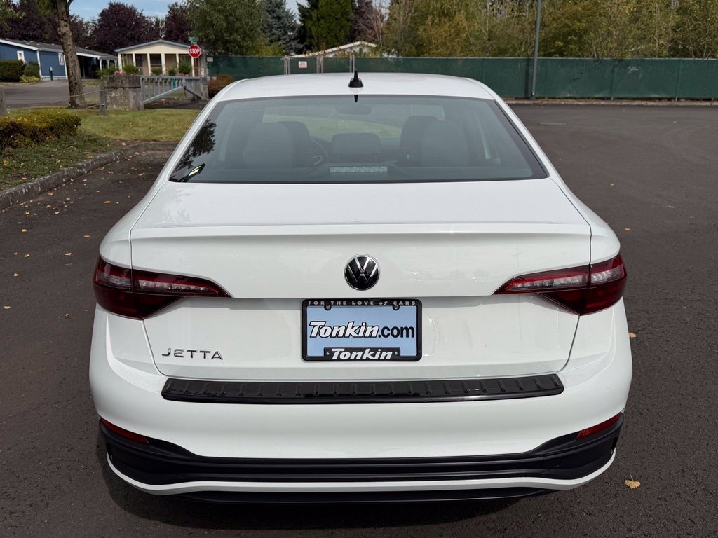 Used 2024 Pure White Volkswagen 1.5T Sport image 7