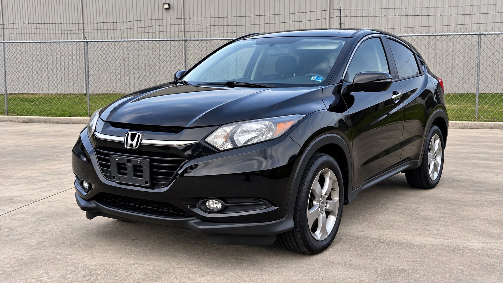 Used 2016 Crystal Black Pearl Honda EX image 1
