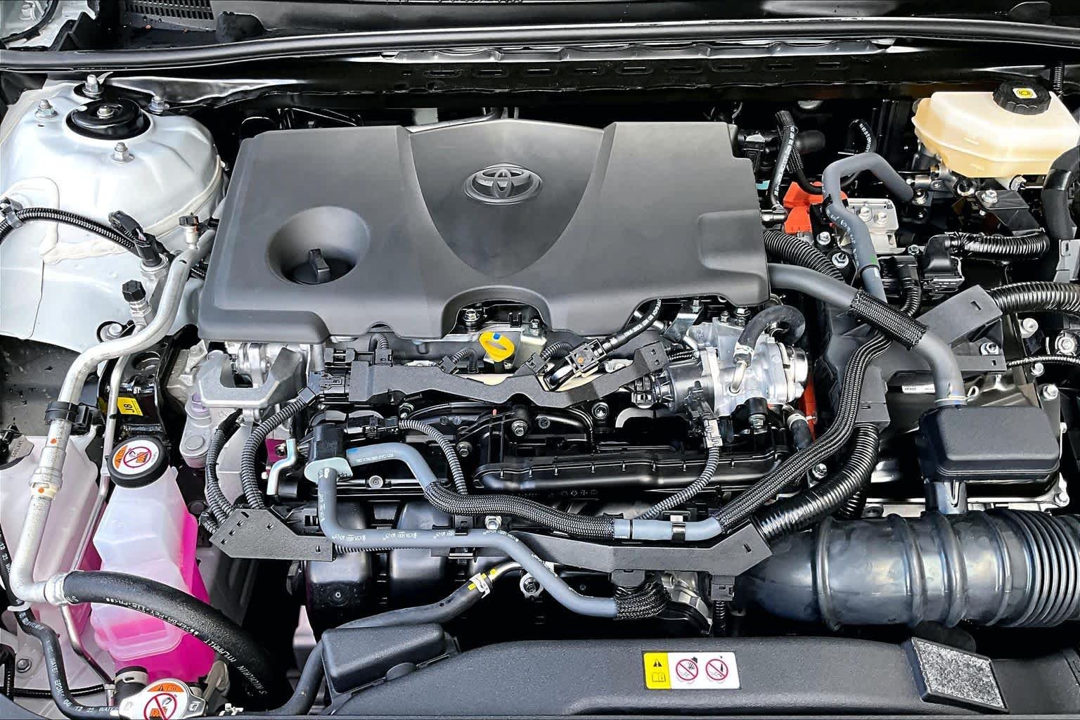 Used 2026 Ice Cap Toyota LE image 32