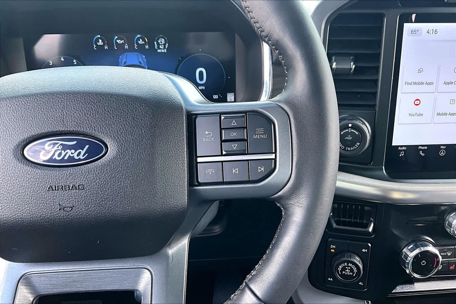 Used 2024 Oxford White Ford LARIAT image 25