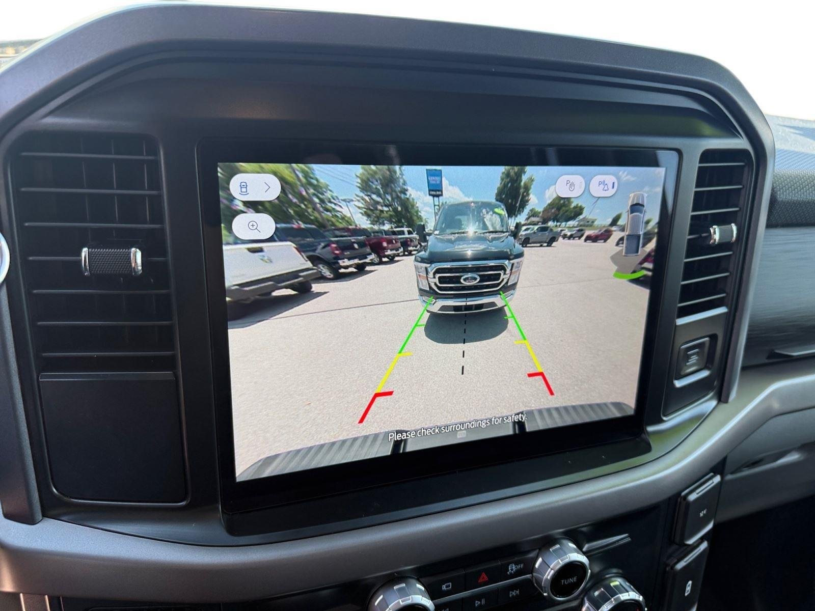 Used 2025 Black Ford XLT image 19