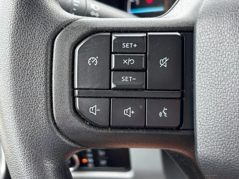 Used 2025 White Ford XLT image 19