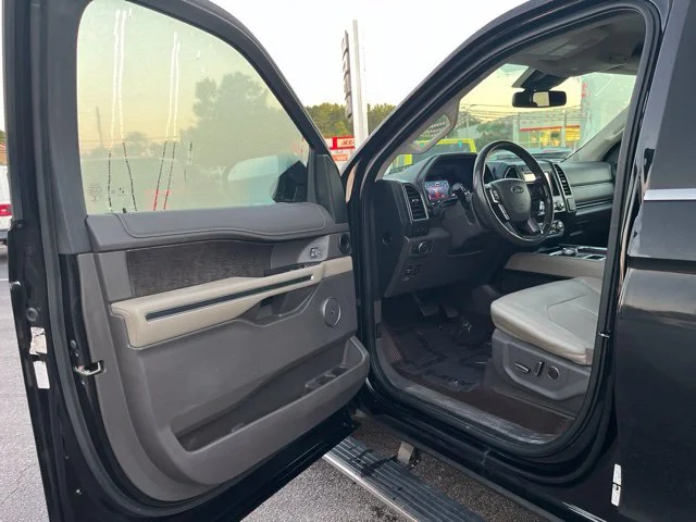 Used 2021 Black Ford Limited image 4