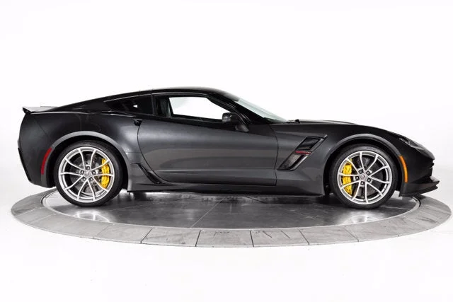 Used 2017 Watkins Glen Gray Metallic Chevrolet Grand Sport image 11