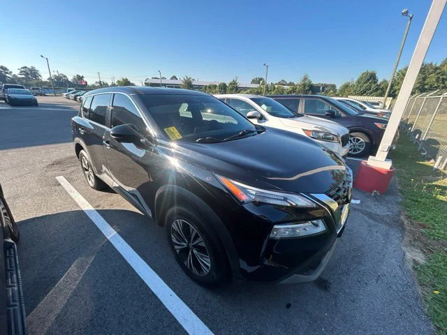 Used 2021 Black Nissan SV image 1